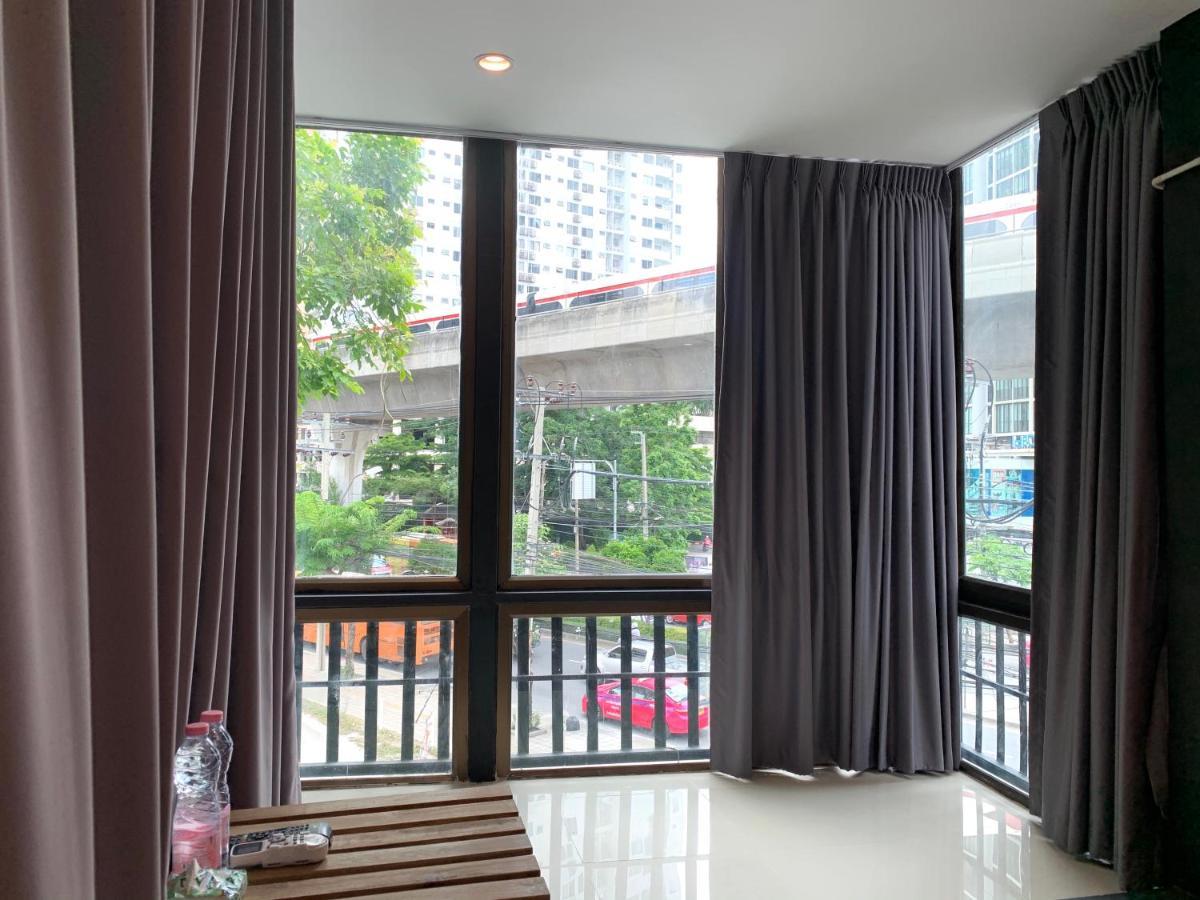 Udomsuk Inn & Cafe - Bts Udomsuk Bangkok Exterior photo